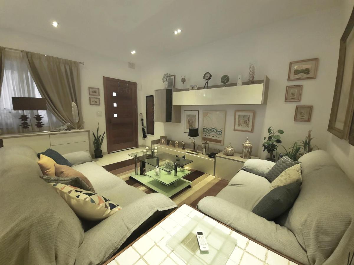 Cozy Rooms - Great Bus Connections - Free Parking Mosta Exterior foto